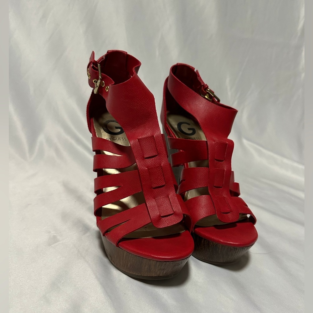 Red Guess Heels - like new